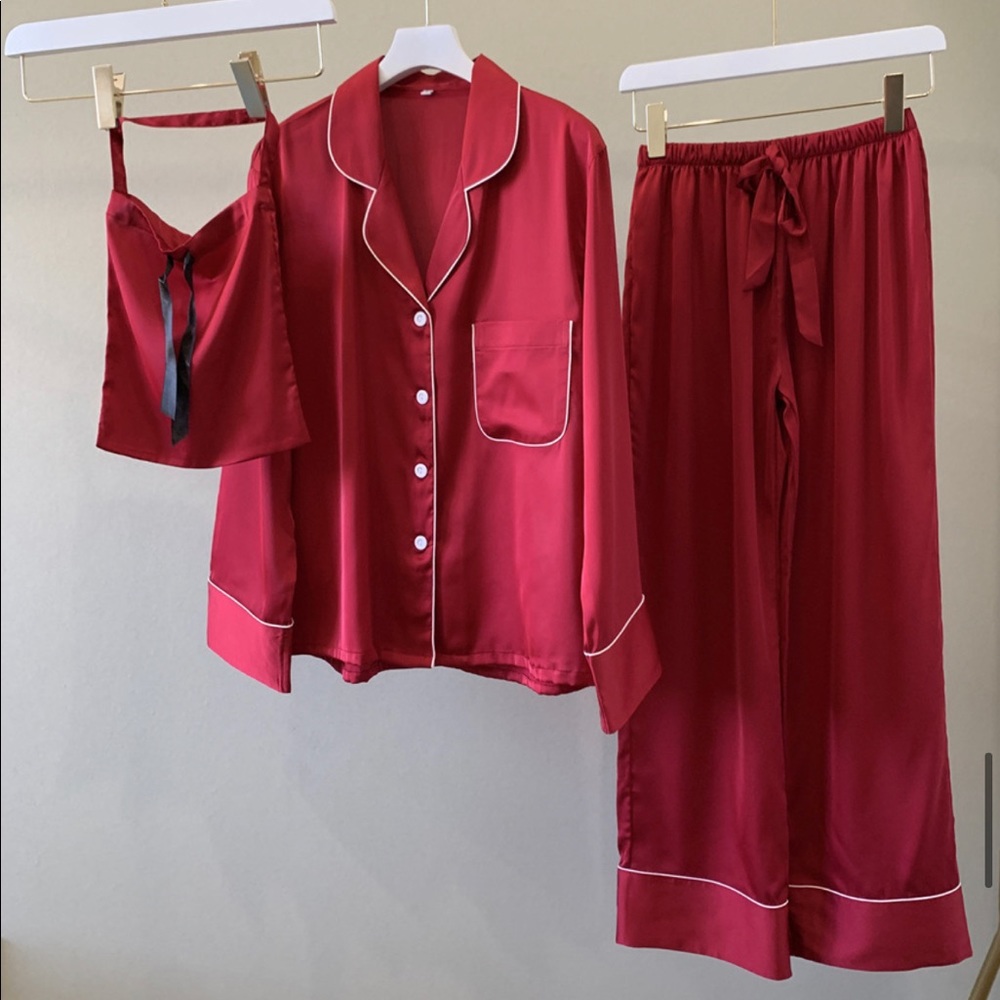 two piece luxury satin silk pajama set